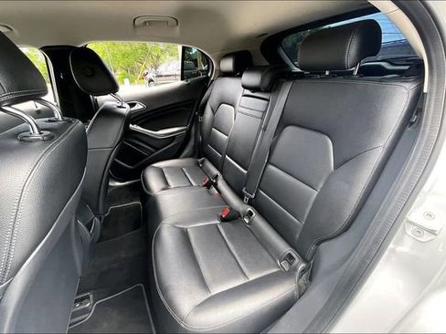Used 2015 Mercedes-Benz GLA 250 4MATIC image 18