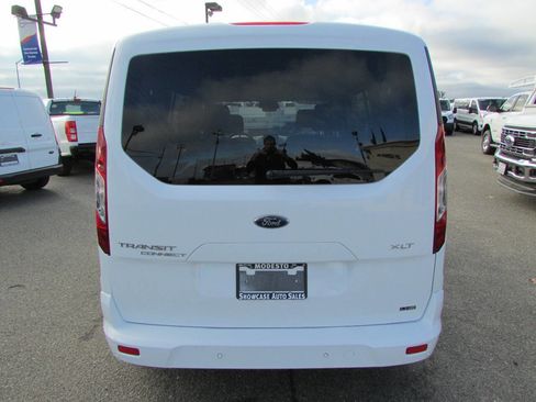 Used 2022 Ford Transit Connect XLT image 7