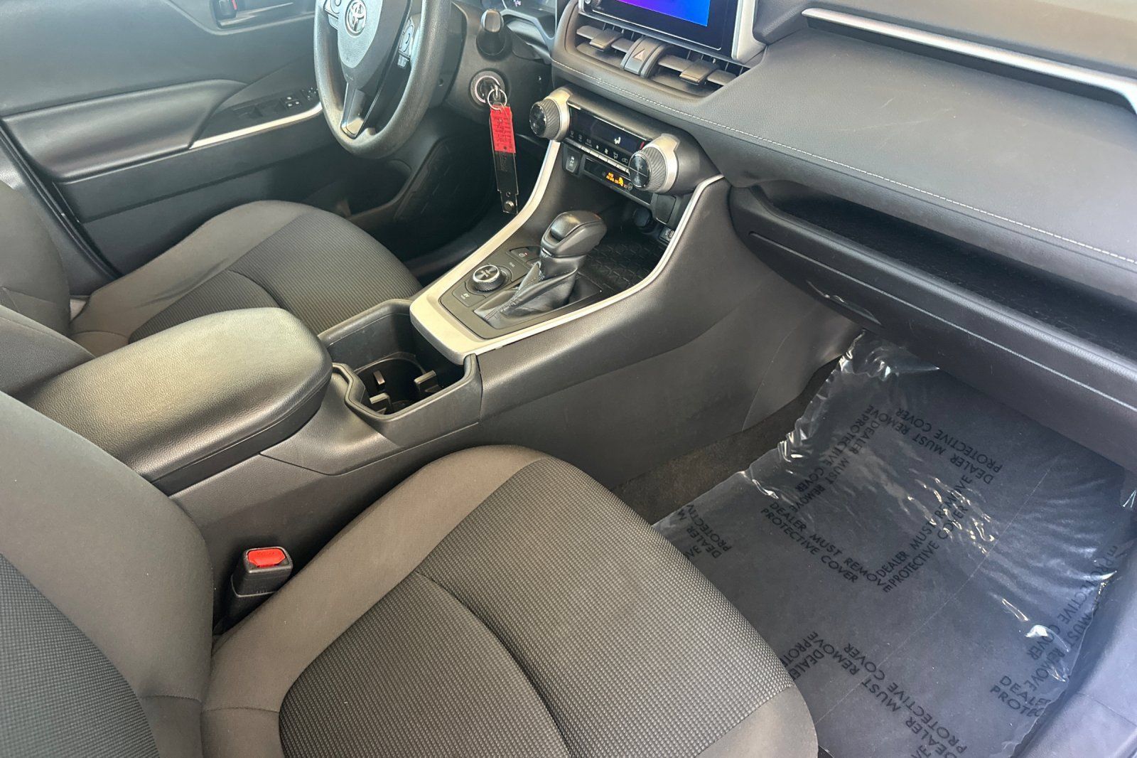 Certified 2023 Toyota RAV4 LE AWD/4WD image 20