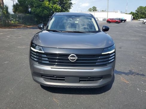 Used 2025 Nissan Kicks S FWD image 2