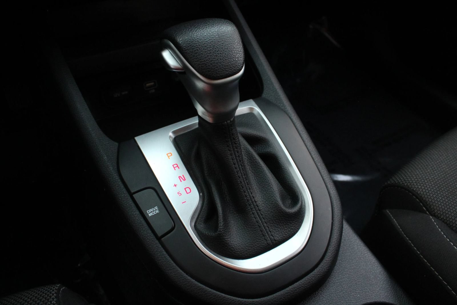 Used 2022 Kia Forte LXS FWD image 32
