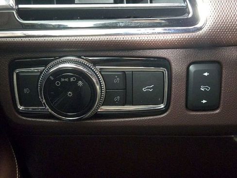 Used 2019 Lincoln Navigator L Black Label image 26