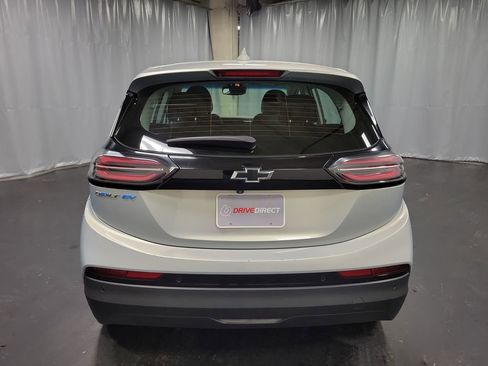 Used 2023 Chevrolet Bolt LT image 7