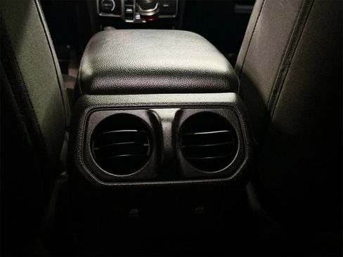 Used 2022 Jeep Wrangler Unlimited Willys image 25