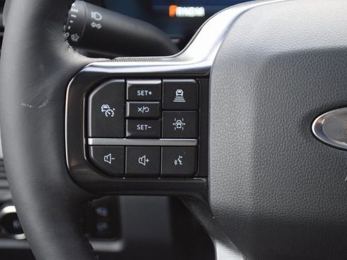 New 2025 Ford F350 Platinum w/ FX4 Off-Road Package image 9