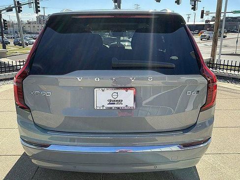 New 2026 Volvo XC90 B6 Plus w/ Protection Package Premier AWD/4WD image 9