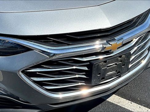 Used 2023 Chevrolet Malibu LT FWD image 30
