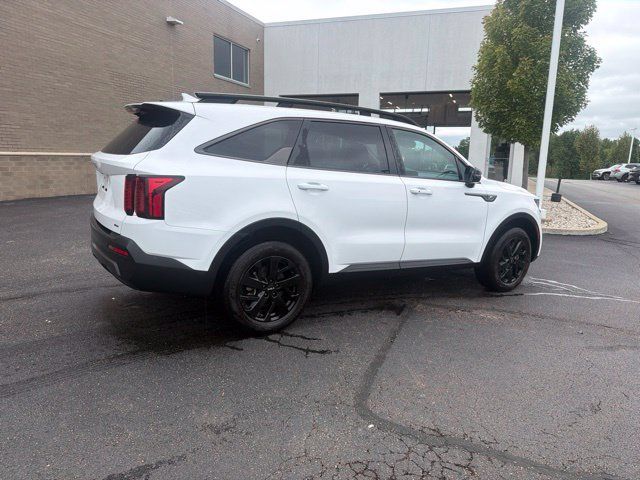 Used 2023 Kia Sorento S w/ Panoramic Sunroof Package AWD/4WD image 7