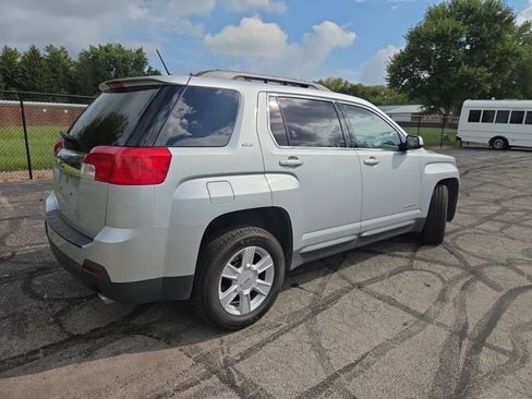Used 2013 GMC Terrain SLT w/ Safety Package FWD image 8
