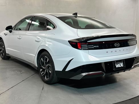Used 2025 Hyundai Sonata SEL FWD image 3