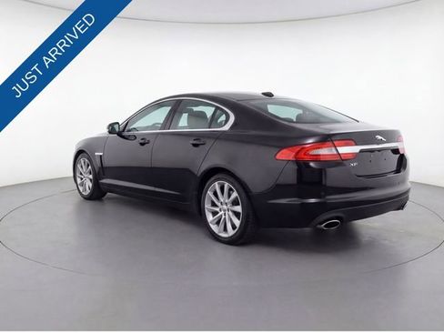 Used 2012 Jaguar XF image 7