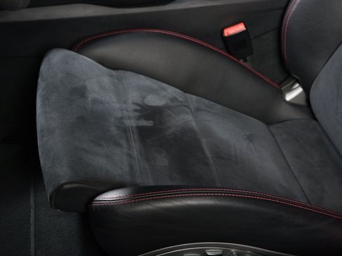 Used 2019 Porsche 911 GT3 RWD image 23