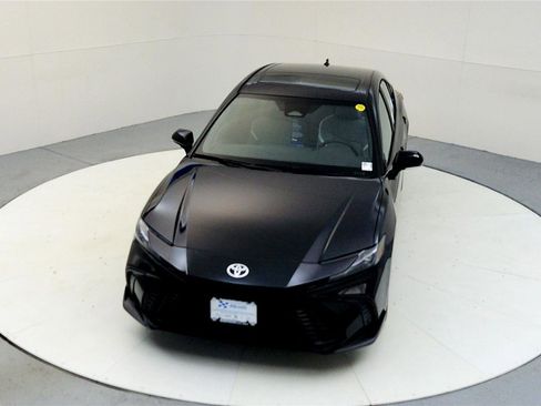 New 2026 Toyota Camry SE image 16