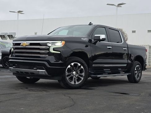 Used 2022 Chevrolet Silverado 1500 High Country image 2