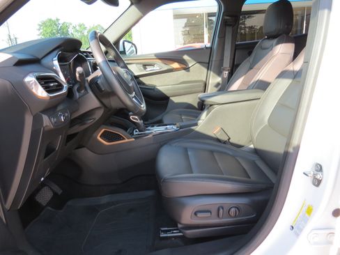 Certified 2023 Chevrolet TrailBlazer ACTIV w/ Convenience Package FWD image 12
