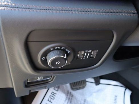 New 2026 Jeep Grand Cherokee L Summit AWD/4WD image 17