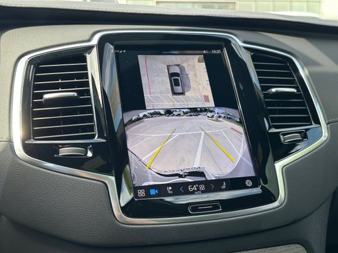 Certified 2024 Volvo XC90 T8 Ultimate image 21