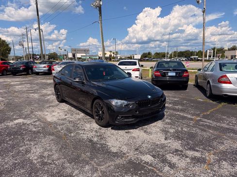 Used 2016 BMW 320i Sedan RWD image 2