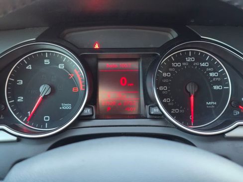 Used 2011 Audi A5 2.0T Premium image 26