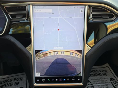Used 2016 Tesla Model S 70 RWD image 24