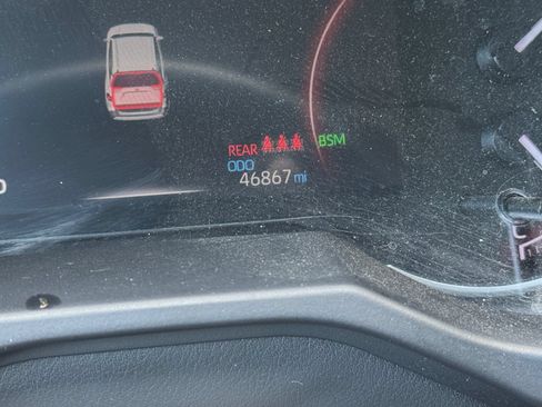 Used 2024 Toyota RAV4 XLE FWD image 22