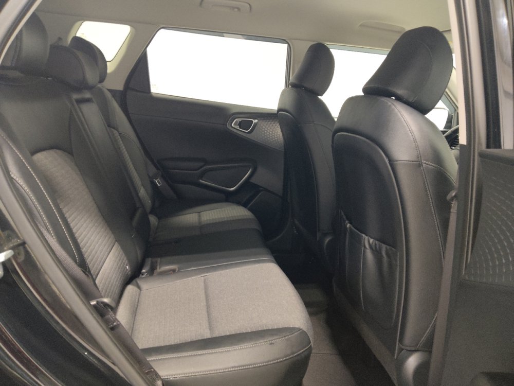 Used 2020 Kia Soul EX FWD image 19