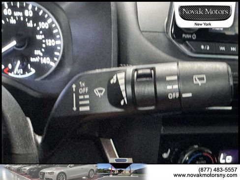 Used 2023 Nissan Rogue SV w/ SV Premium B Package AWD/4WD image 17