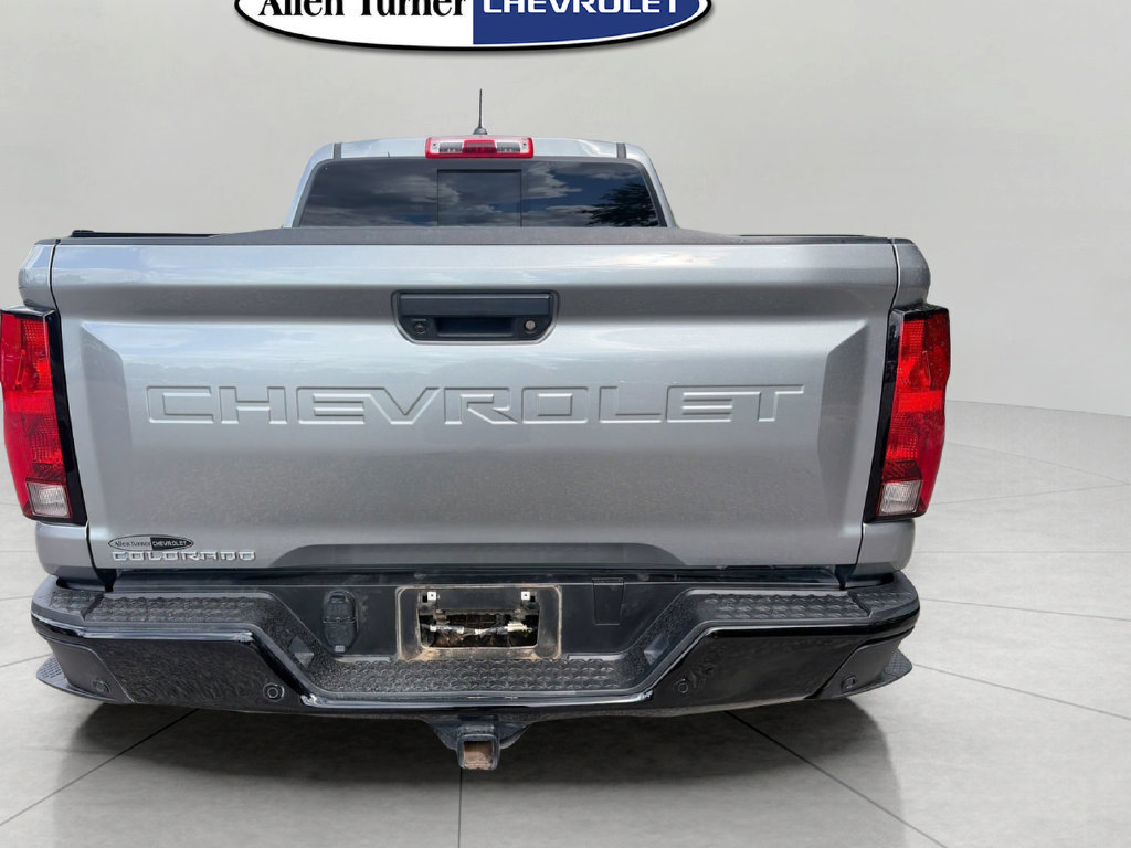 Used 2024 Chevrolet Colorado Trail Boss w/ Technology Package AWD/4WD image 5