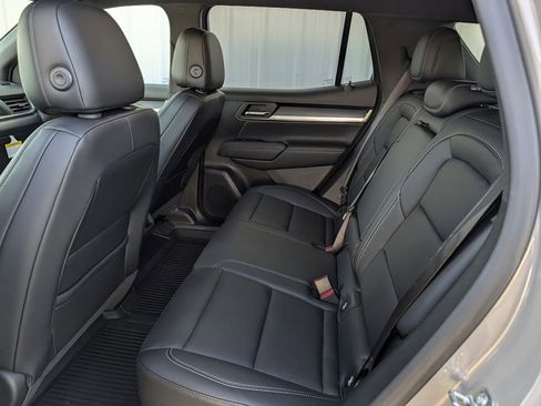 New 2026 GMC Terrain Elevation w/ Elevation Premium Package FWD image 25