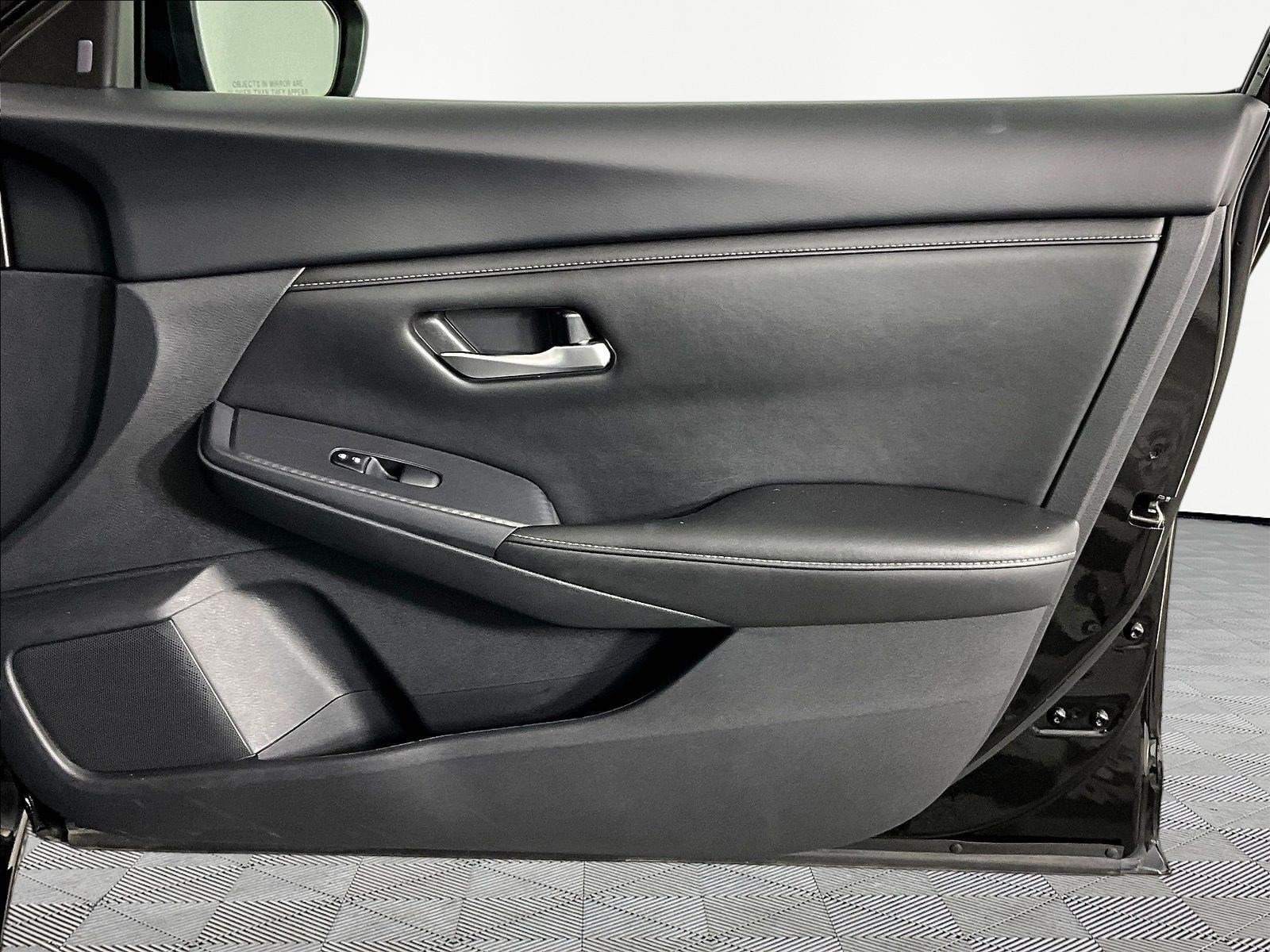 Certified 2024 Nissan Sentra SV FWD image 26