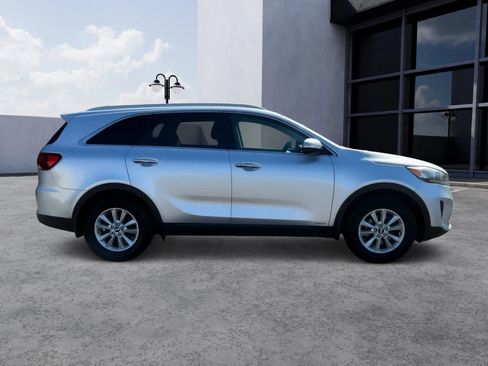 Used 2019 Kia Sorento LX w/ Option Group 020 image 6