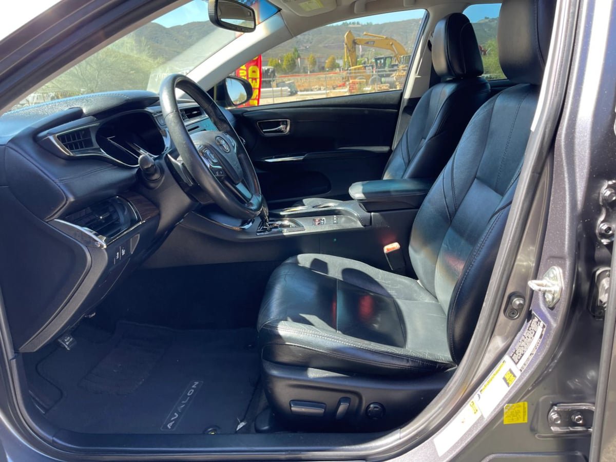 Used 2014 Toyota Avalon XLE Touring FWD image 14