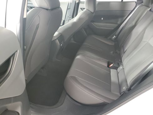 Used 2026 Subaru Crosstrek 2.0i Premium image 13