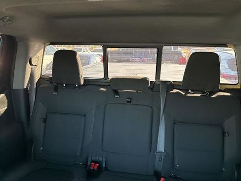 Used 2021 GMC Sierra 1500 Elevation image 12