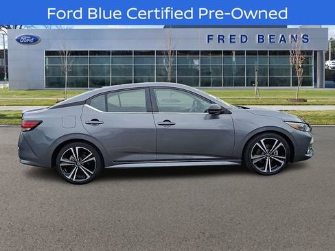 Used 2022 Nissan Sentra SR w/ Trunk Package image 9