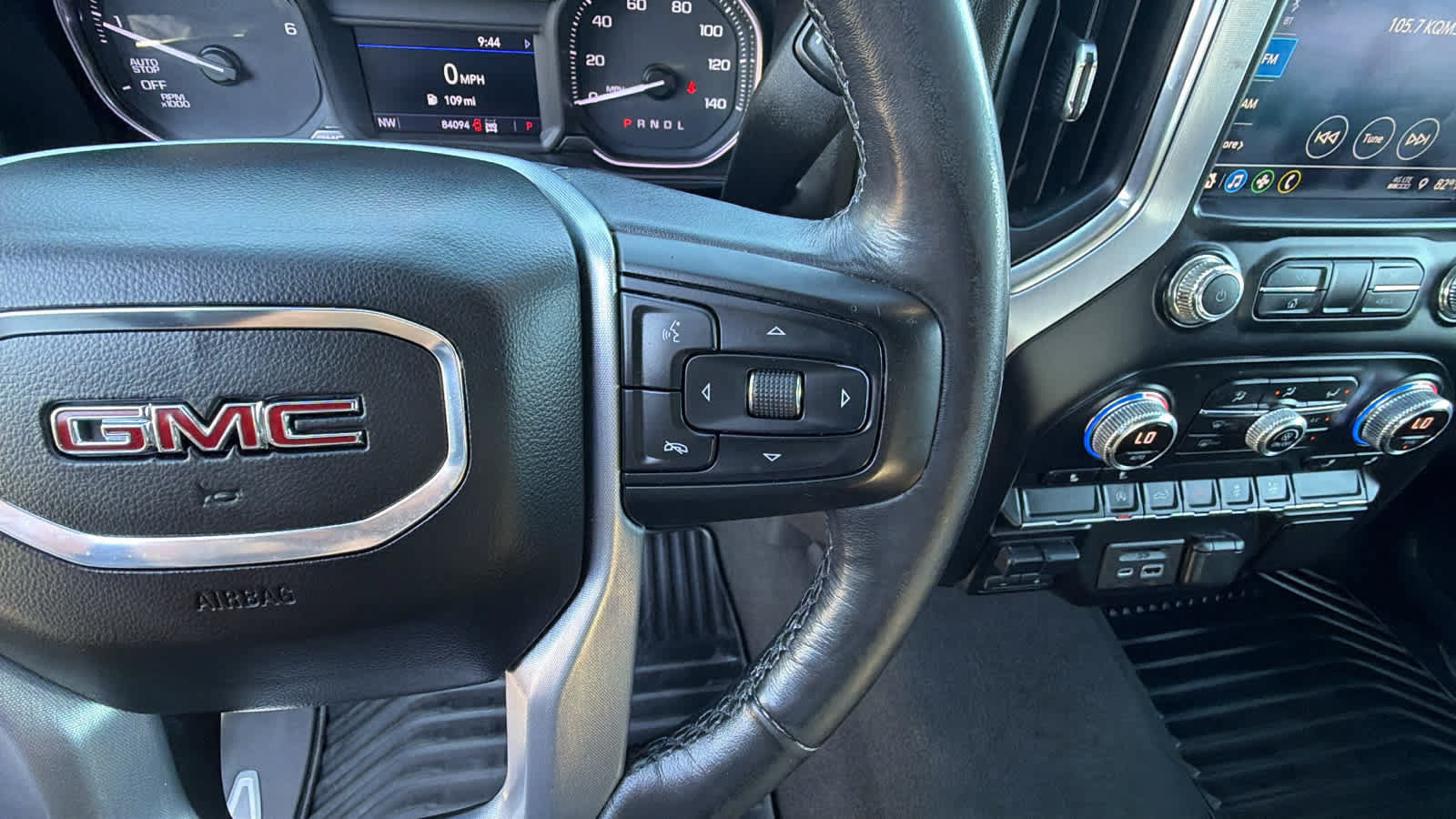 Used 2020 GMC Sierra 1500 SLE w/ SLE Value Package AWD/4WD image 20