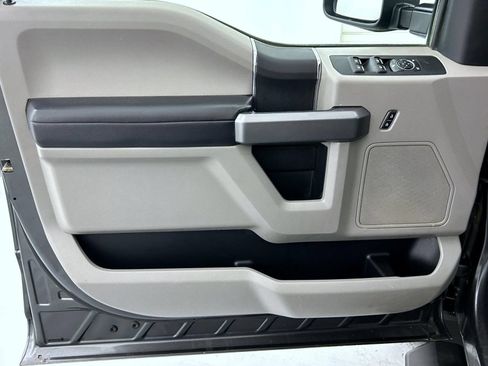 Used 2019 Ford F250 XLT w/ XLT Value Package AWD/4WD image 9