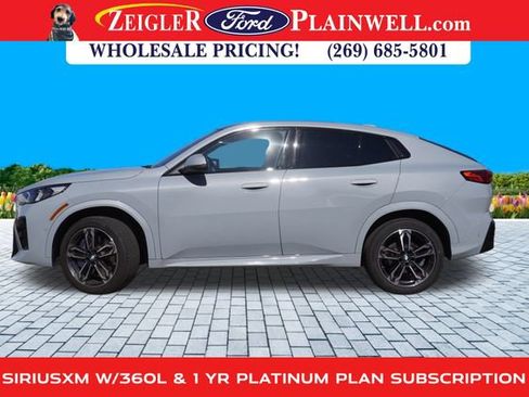 Used 2025 BMW X2 xDrive28i image 2