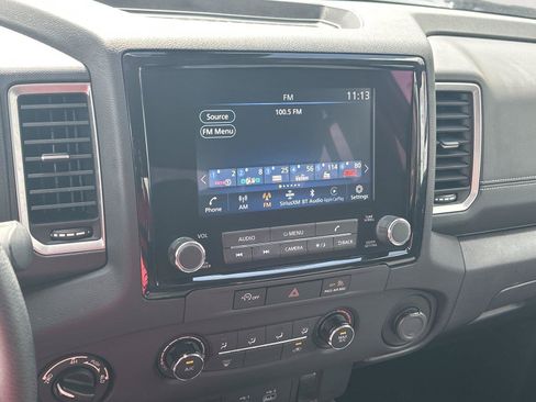Used 2023 Nissan Frontier SV AWD/4WD image 15