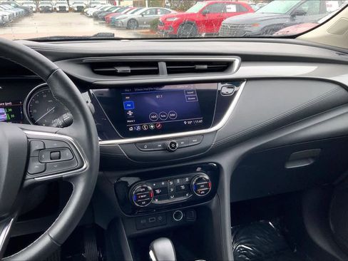 Used 2022 Buick Encore GX Essence w/ Experience Buick Package image 13