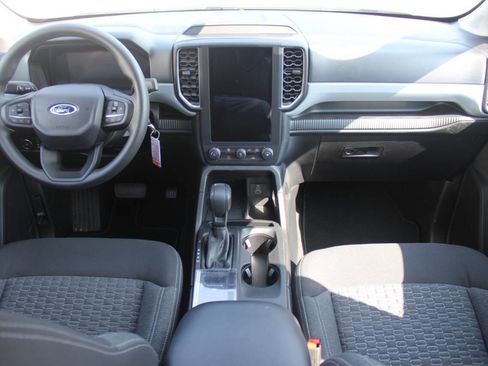 Used 2024 Ford Ranger XL w/ Trailer Tow Package image 14