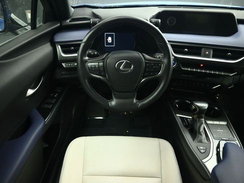 Used 2021 Lexus UX 250h w/ Premium Package AWD/4WD image 33
