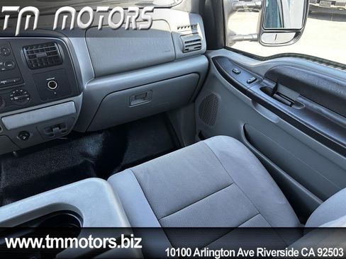 Used 2005 Ford F350 XLT AWD/4WD image 12