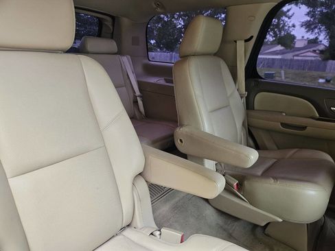 Used 2013 Chevrolet Tahoe LTZ AWD/4WD image 16