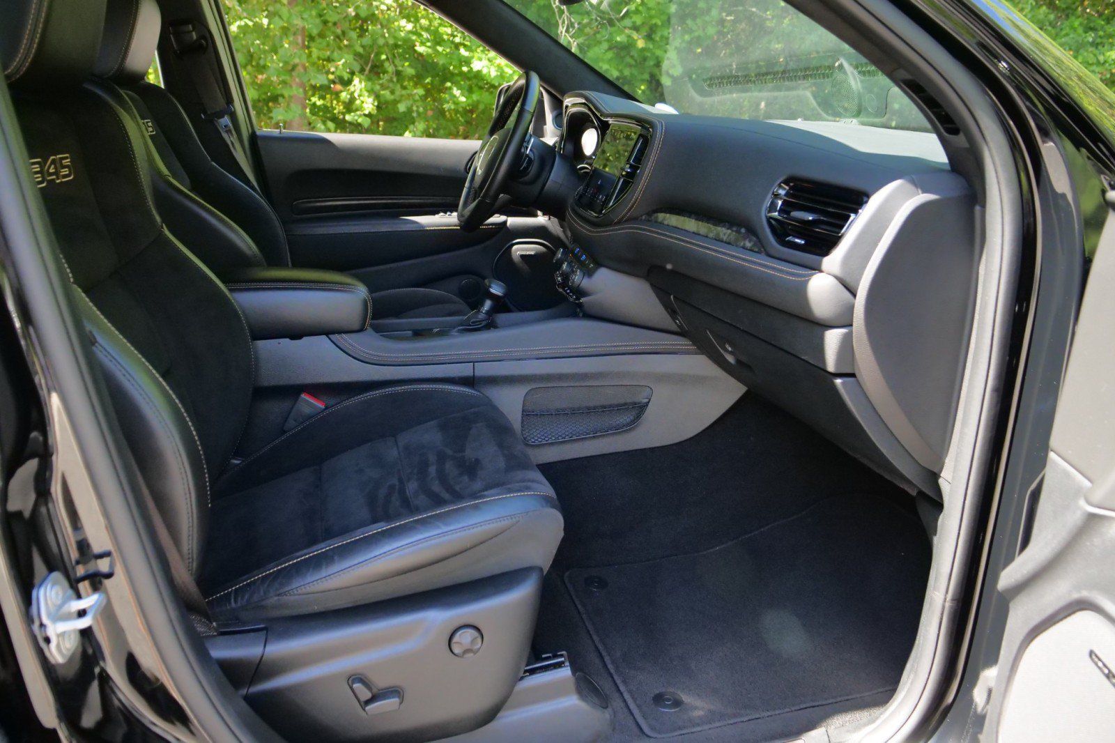 Used 2025 Dodge Durango R/T AWD/4WD image 45