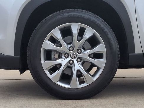 Certified 2024 Toyota Grand Highlander Limited image 11