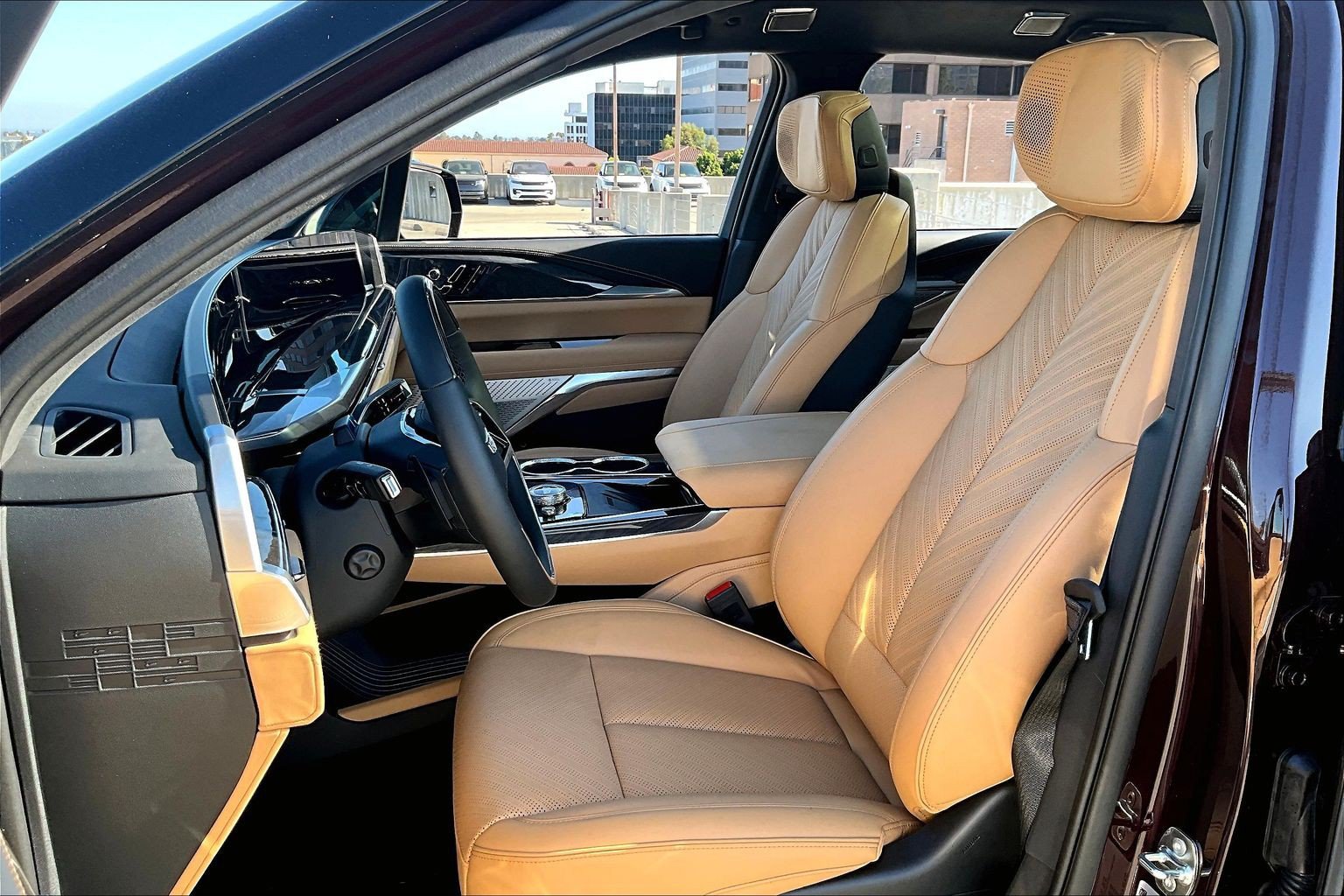 New 2026 Cadillac Escalade IQ Luxury 2 w/ LPO, Floor Liner Package AWD/4WD image 9