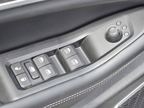 New 2026 Jeep Grand Cherokee Limited AWD/4WD image 13