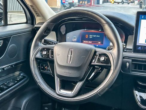 Used 2023 Lincoln Corsair FWD w/ Equipment Group 101A image 19