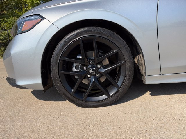 Certified 2025 Honda Civic Sport image 9